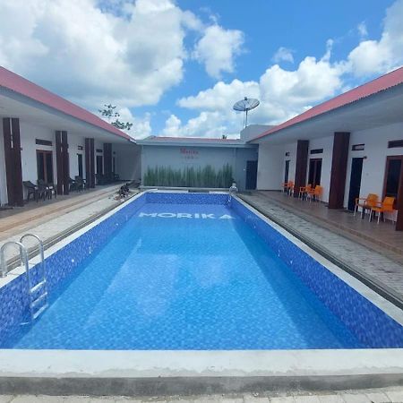 Morika Inn Waikabubak Dış mekan fotoğraf